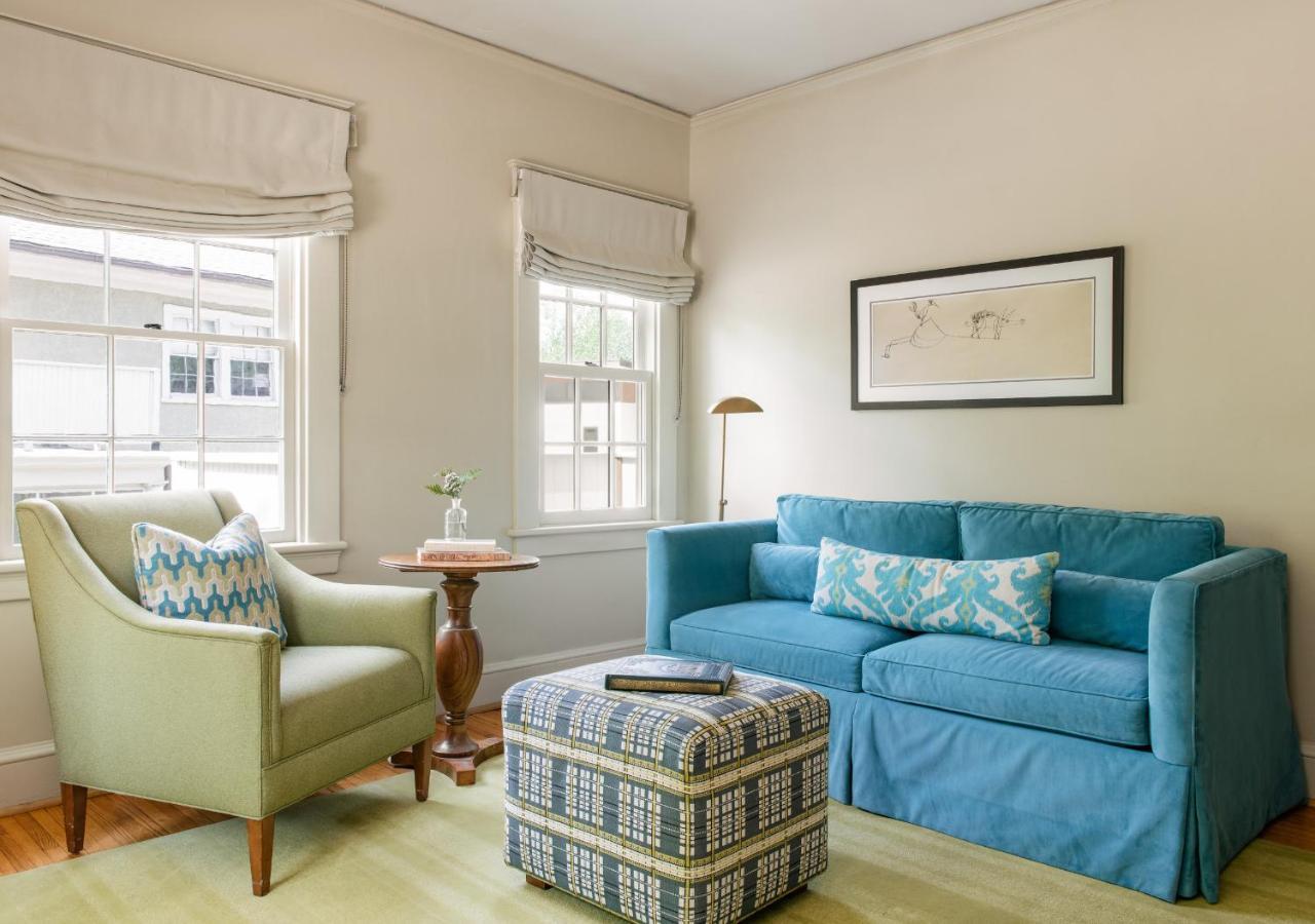 Oakhurst Inn At The University شارلوتسفيل، فيرجينيا المظهر الخارجي الصورة