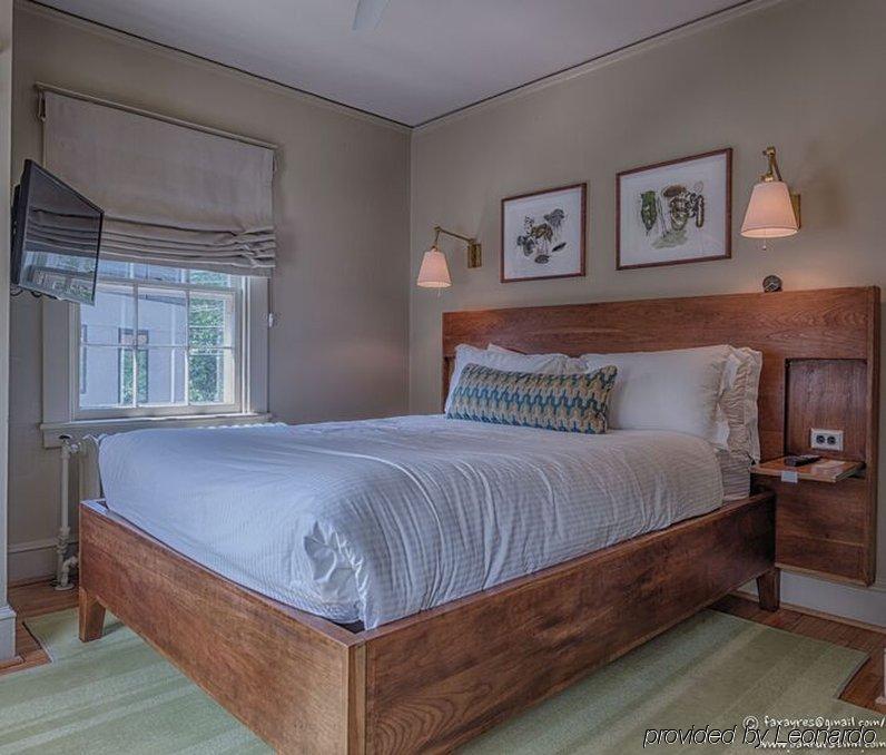 Oakhurst Inn At The University شارلوتسفيل، فيرجينيا المظهر الخارجي الصورة